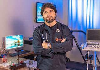 Dr. Giovani Dias