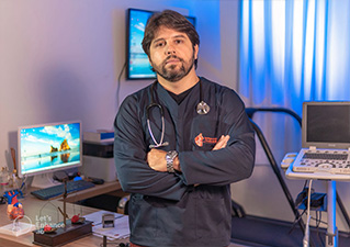 Dr. Giovani Dias
